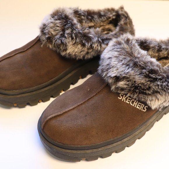 skechers fortress clogs